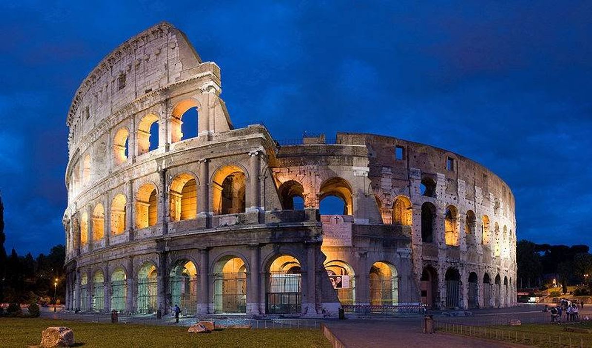 Lugar Coliseo de Roma