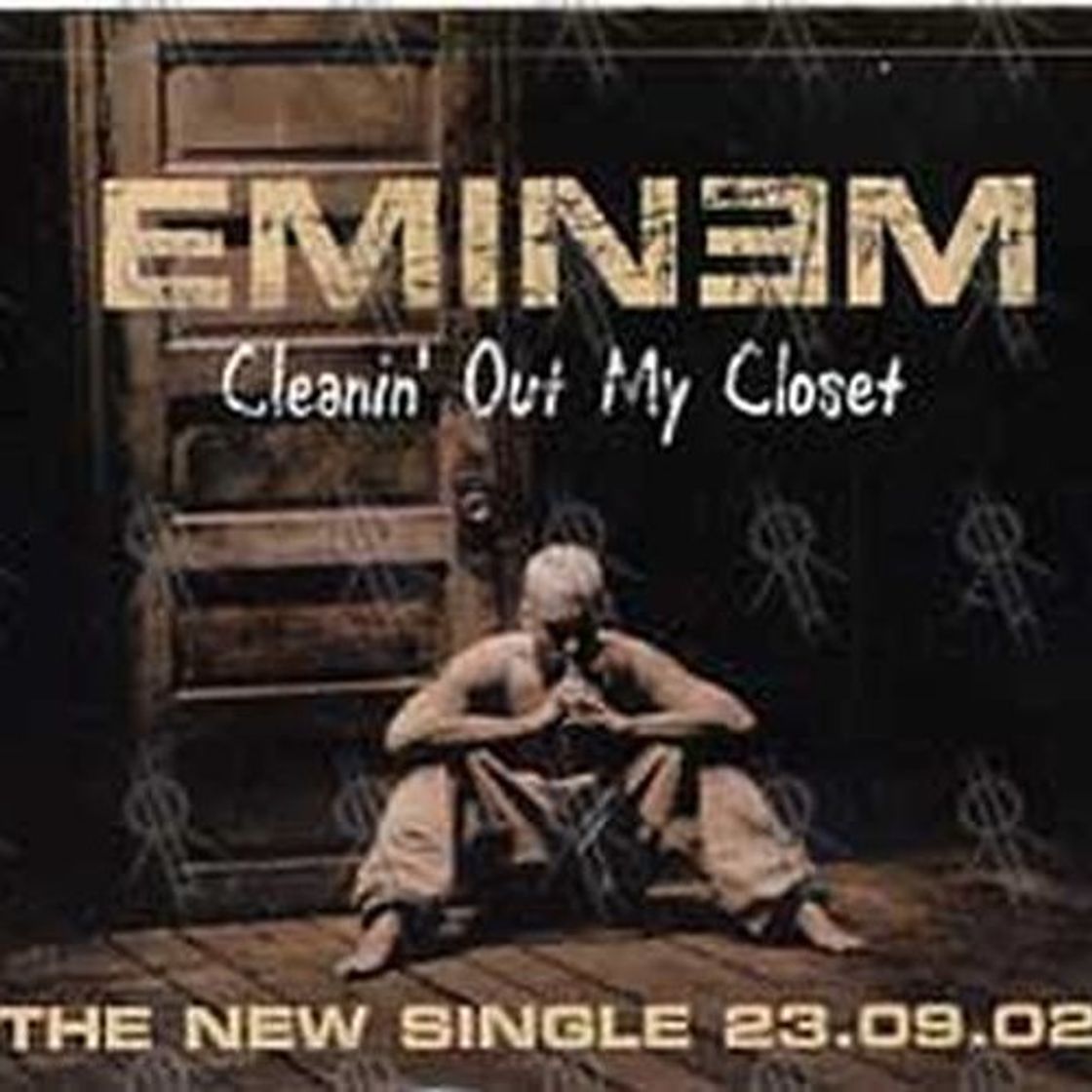 Canción Cleanin' Out My Closet