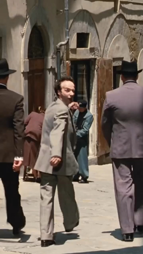 Ganadora del Oscar. Un drama que mezcla humor y horror con una ternura inolvidable. Pura emoción.

#LaVidaEsBella #RobertoBenigni #dramaemocional #cineitaliano #OscarWinner #clásico #resiliencia #cinequeamarás