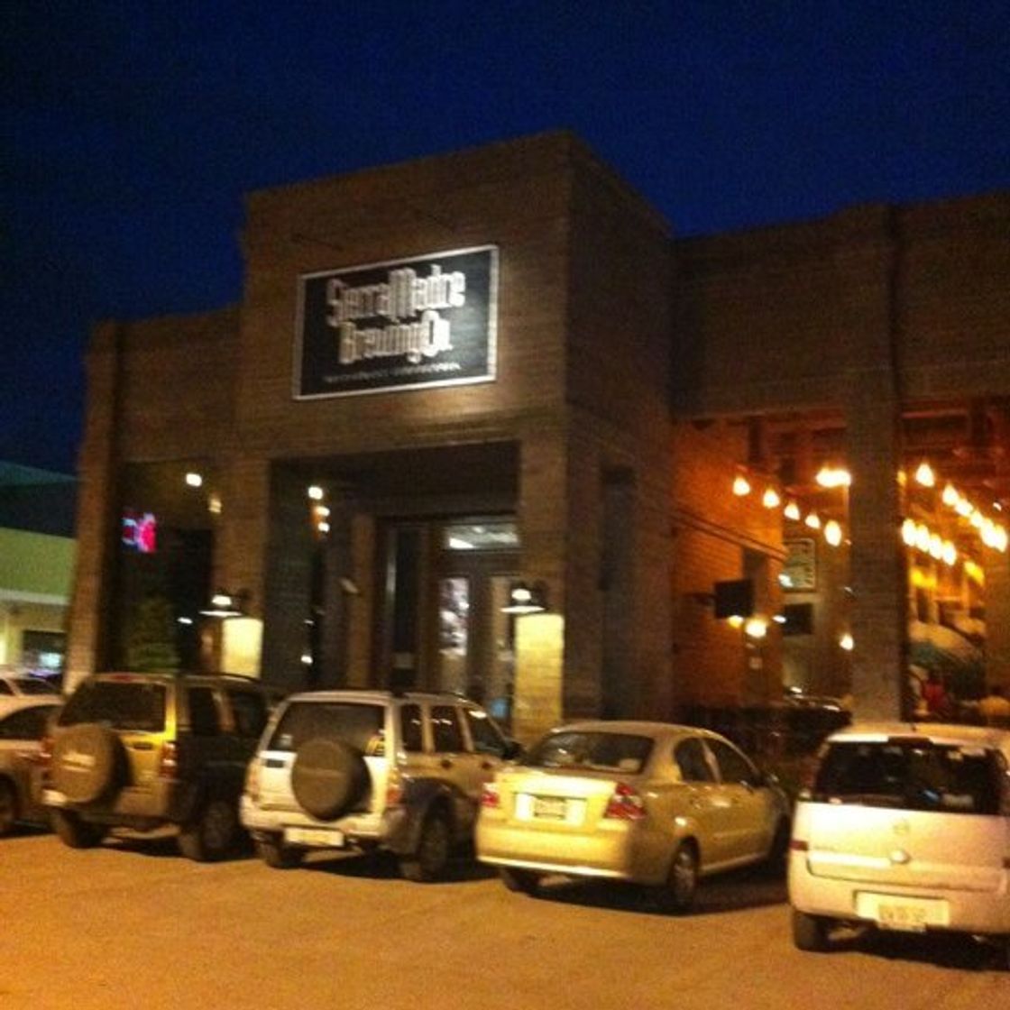 Restaurants Sierra Madre Brewing Co.