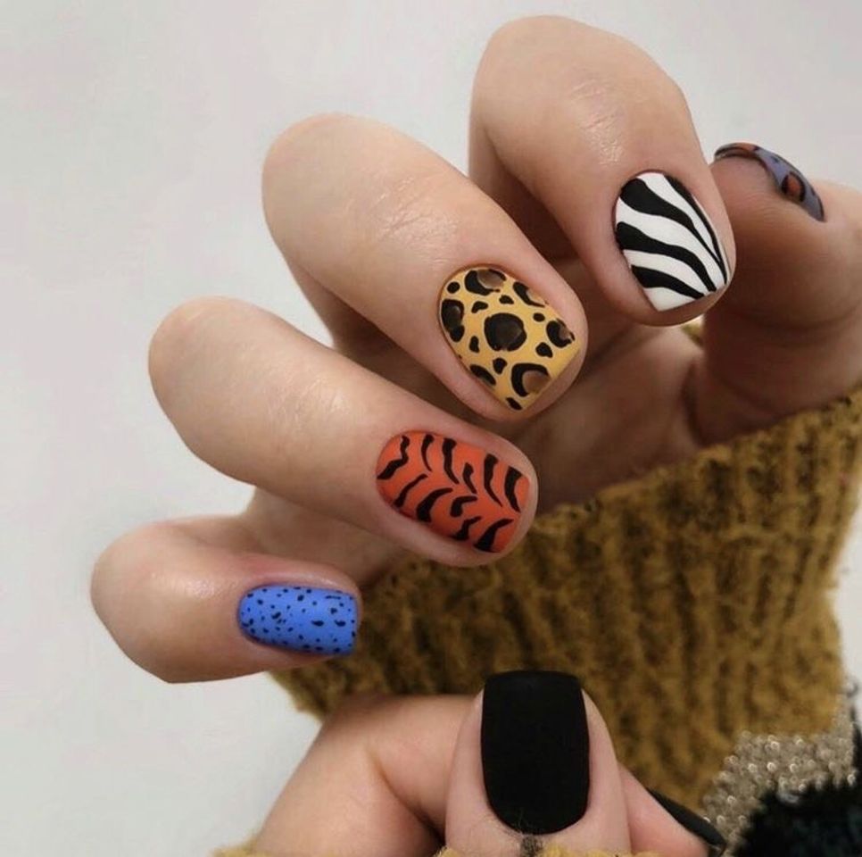 Moda Nails 🐆🐅🦓❤️