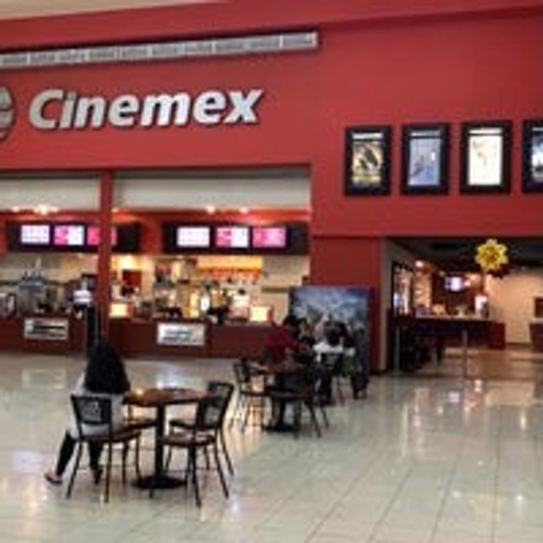 Lugares Cinemex Plaza Caracol Vallarta