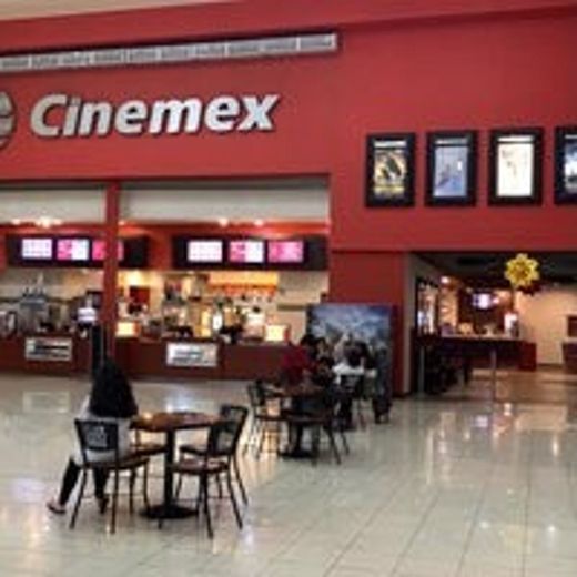 Cinemex Plaza Caracol Vallarta