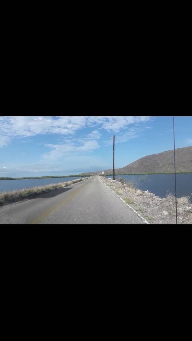 Lugar Playa El Maviri