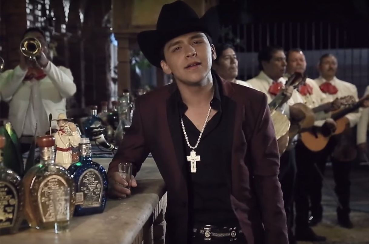 Social Adiós amor-  Christian Nodal 