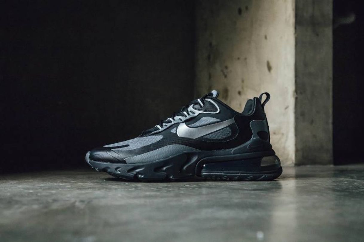 Product Air Max 270 React WTR  negro