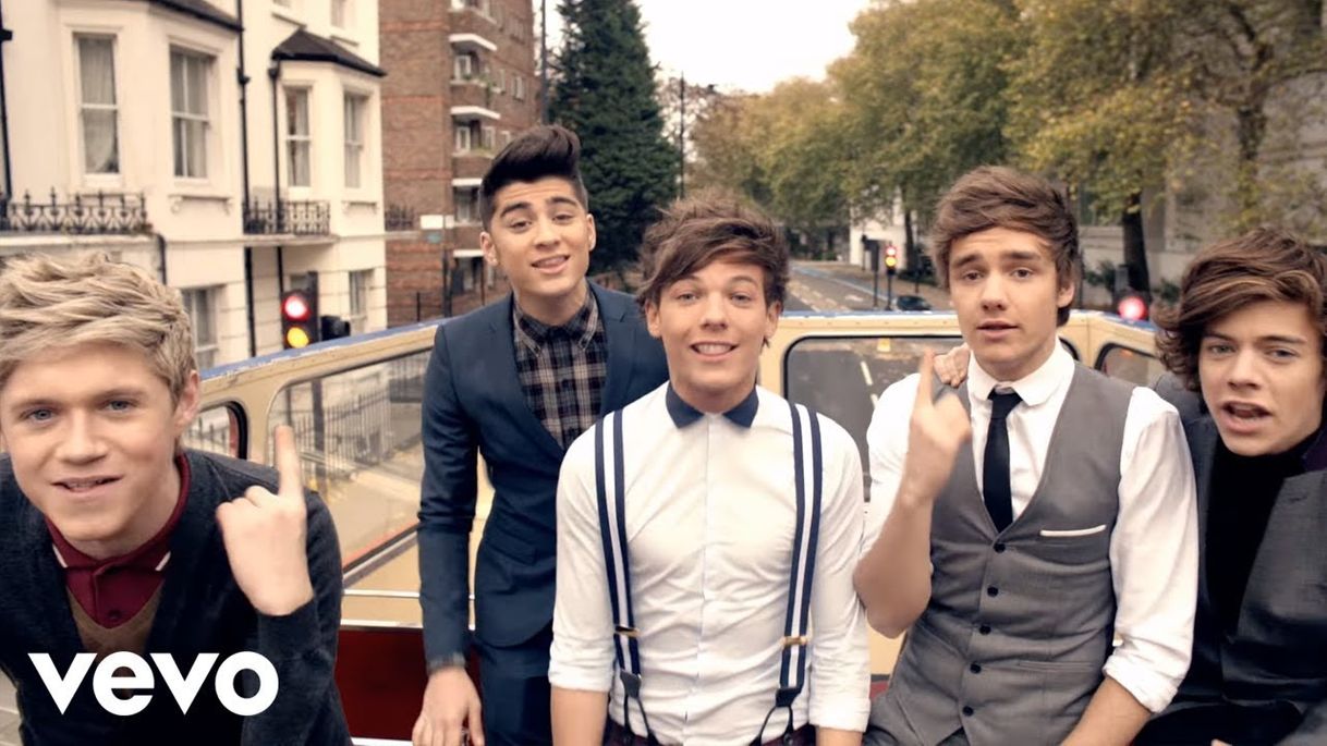 Fashion One Direction - One Thing - YouTube