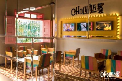 CHOLULA Restaurante Bar
