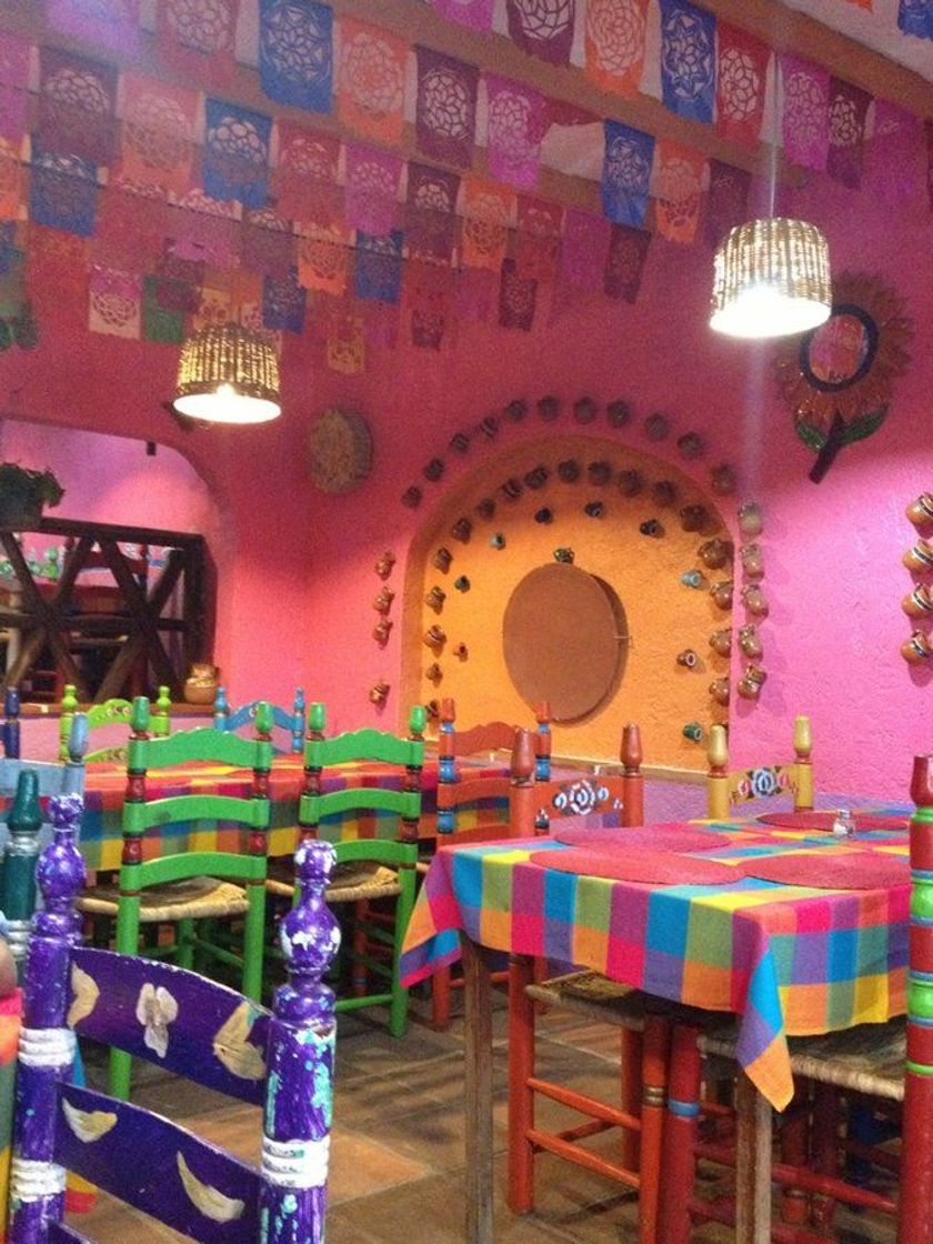 Restaurants Los Colorines