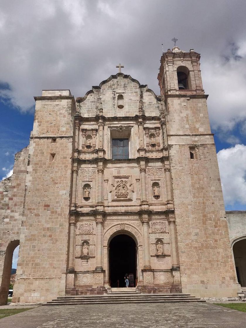 Lugar Santo Domingo Yanhuitlán