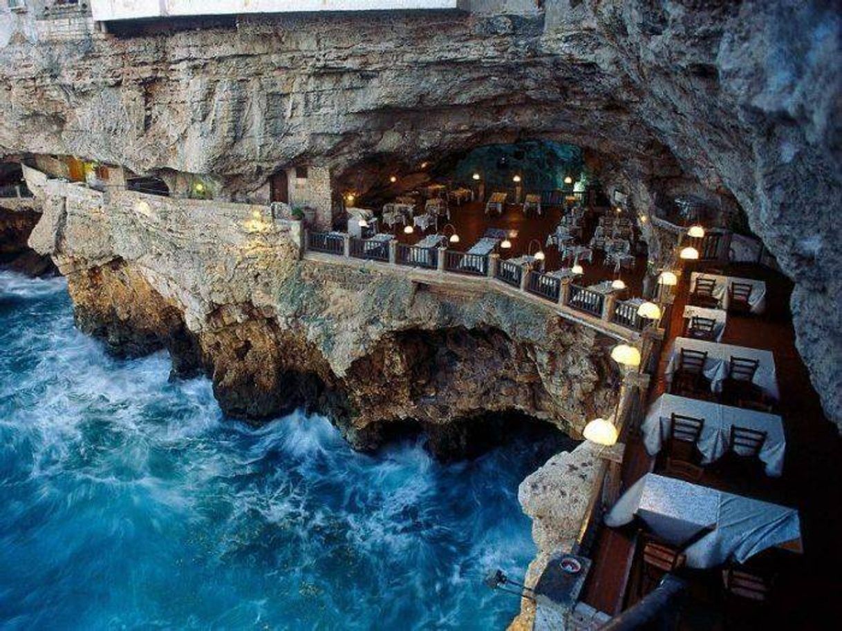 Restaurants Ristorante Grotta Palazzese – Puglia, Itália