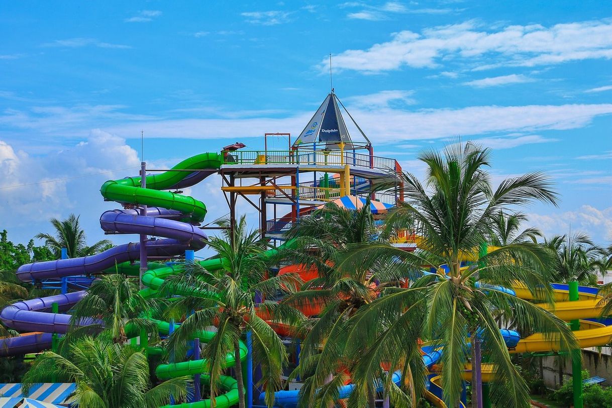 Lugar Aquaventuras Park