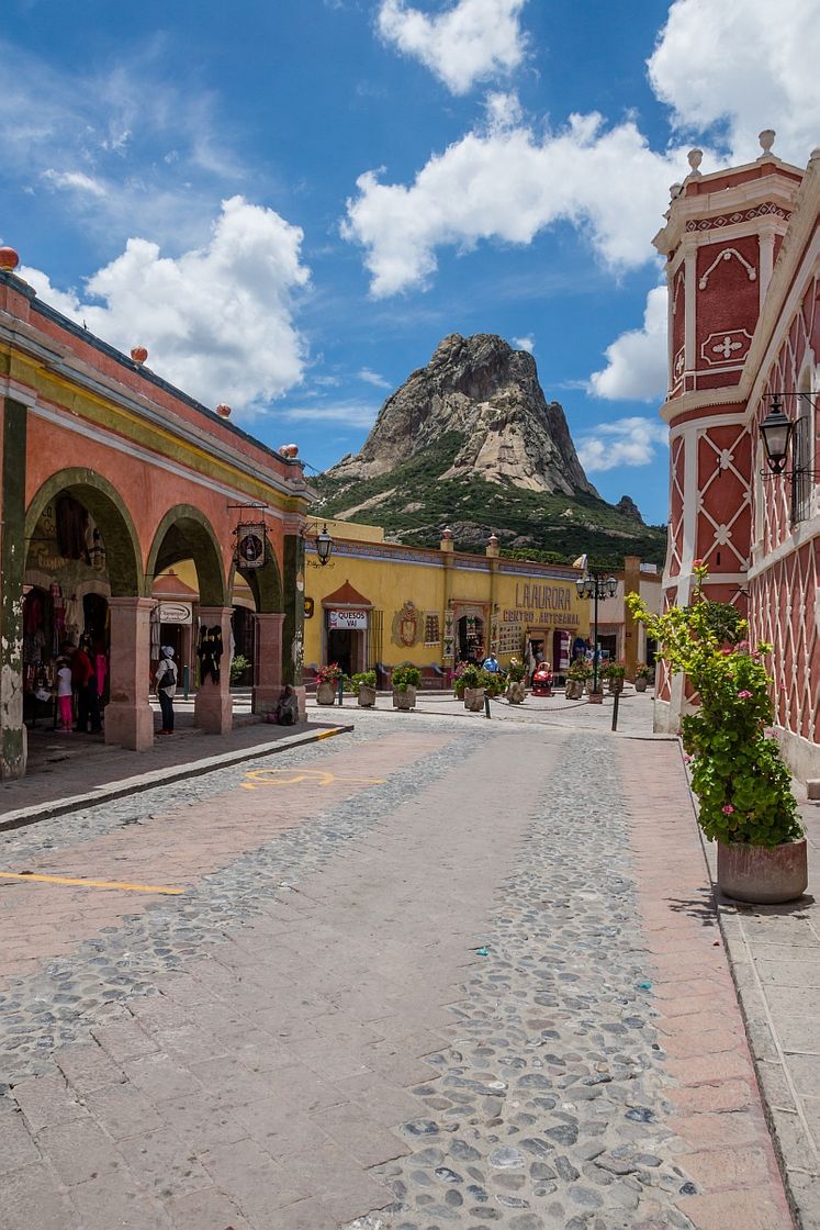 Place Peña de Bernal