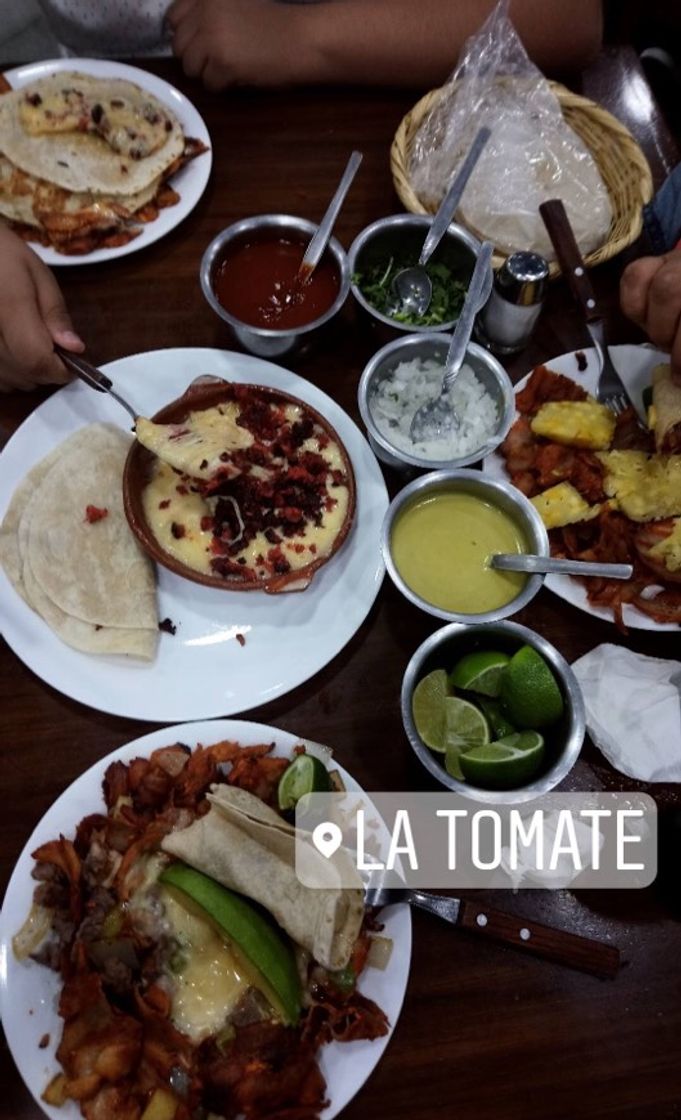 Place La tomate taquería