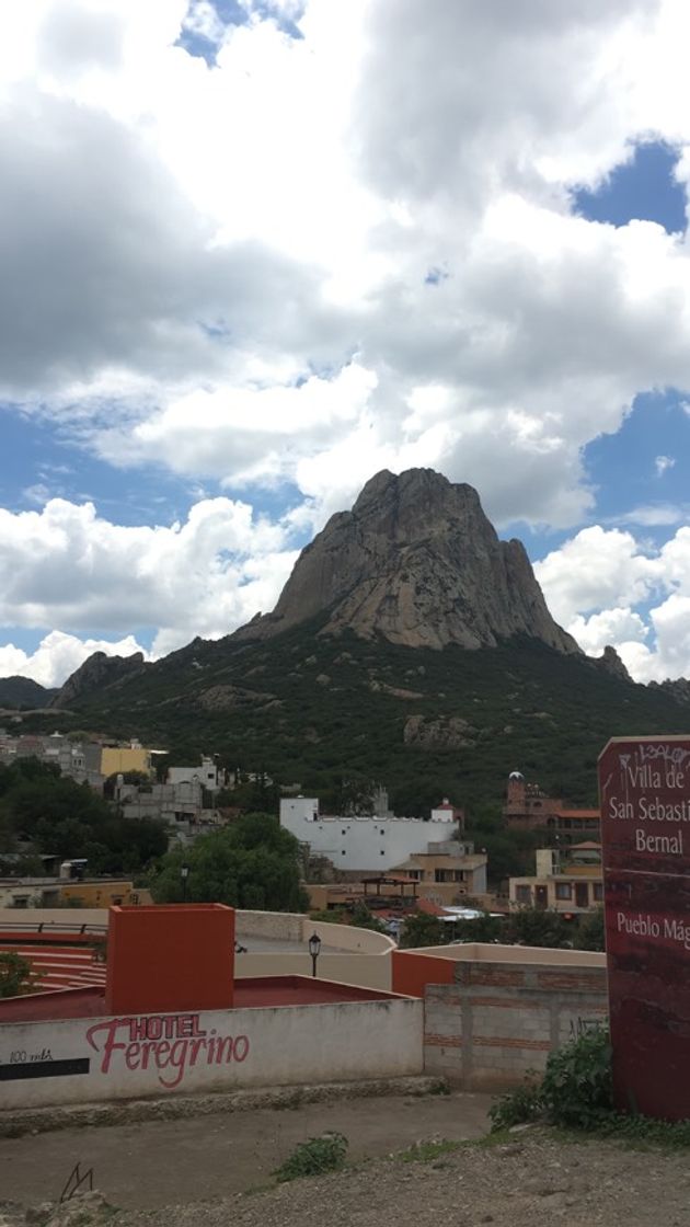 Place Peña de Bernal