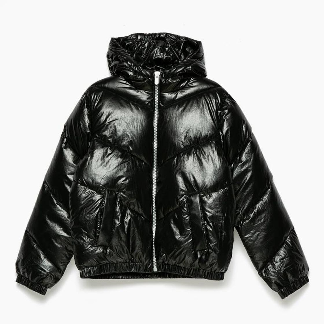 Fashion Puffer jacket metalizada Falabella 