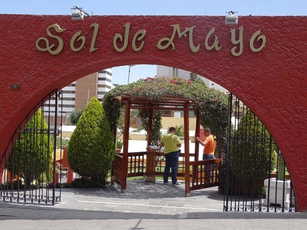 Restaurants Sol de Mayo