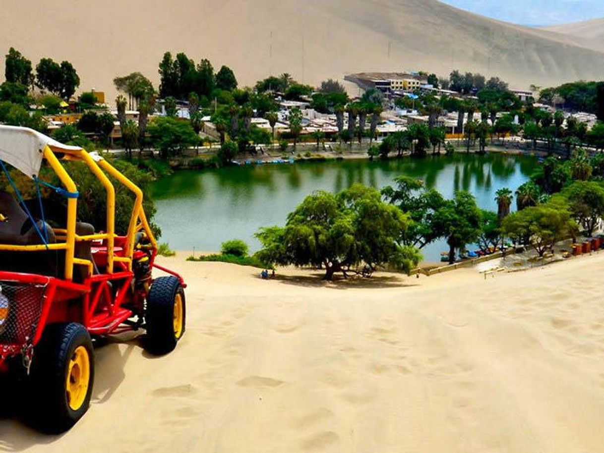 Lugar La Huacachina