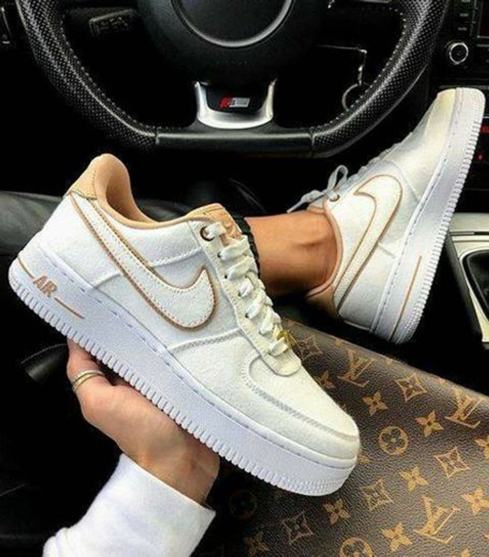 Social Nike air force 1