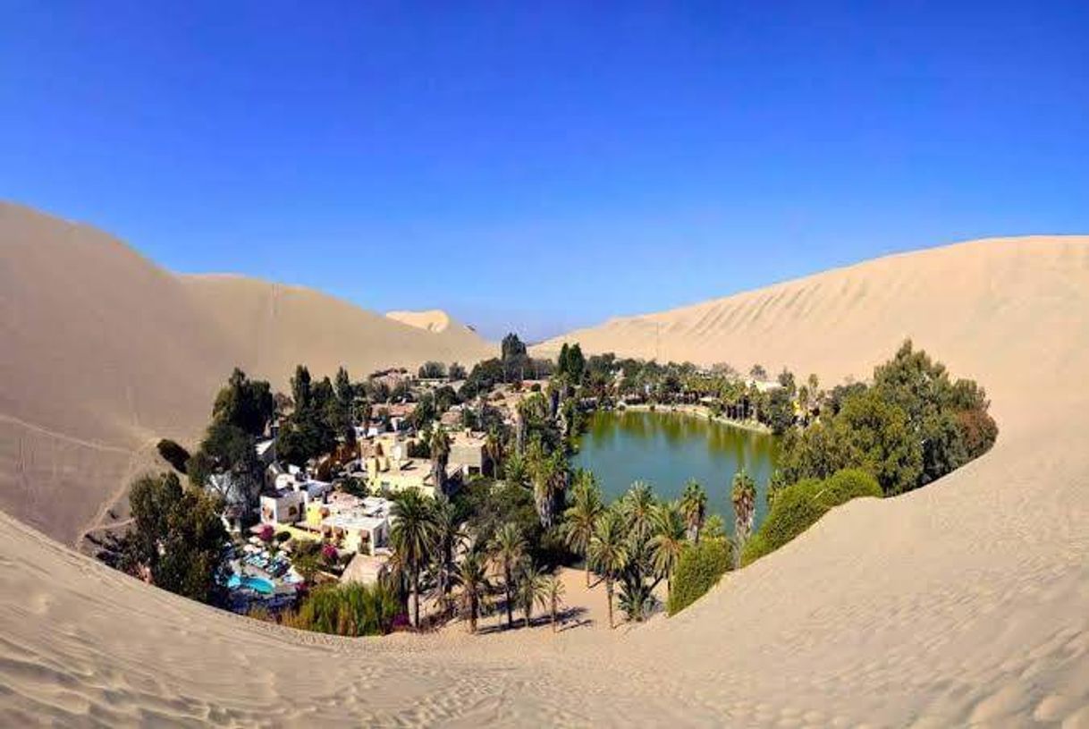 Place Huacachina Ica