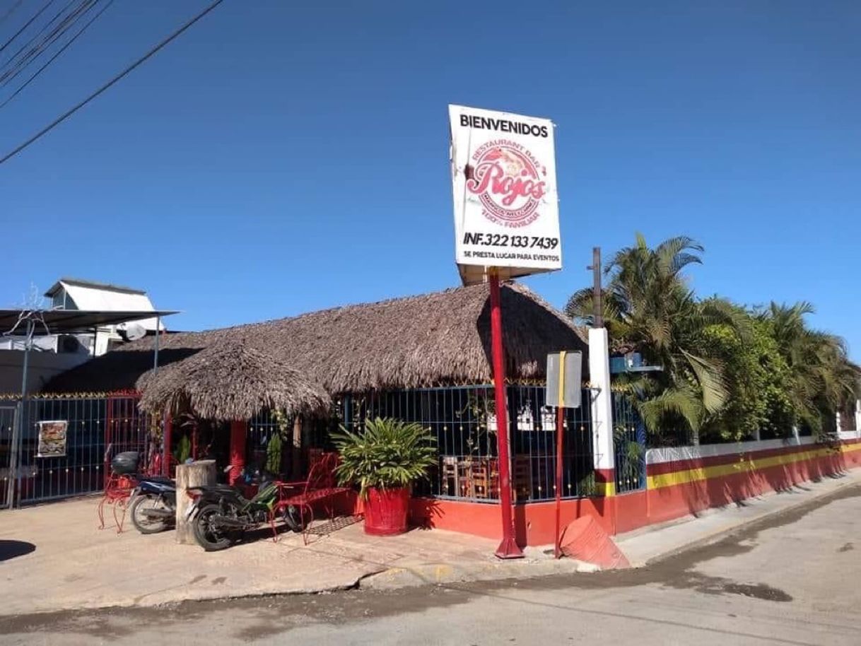 Restaurants Restaurant Rojos Mariscos Aves y Carnes