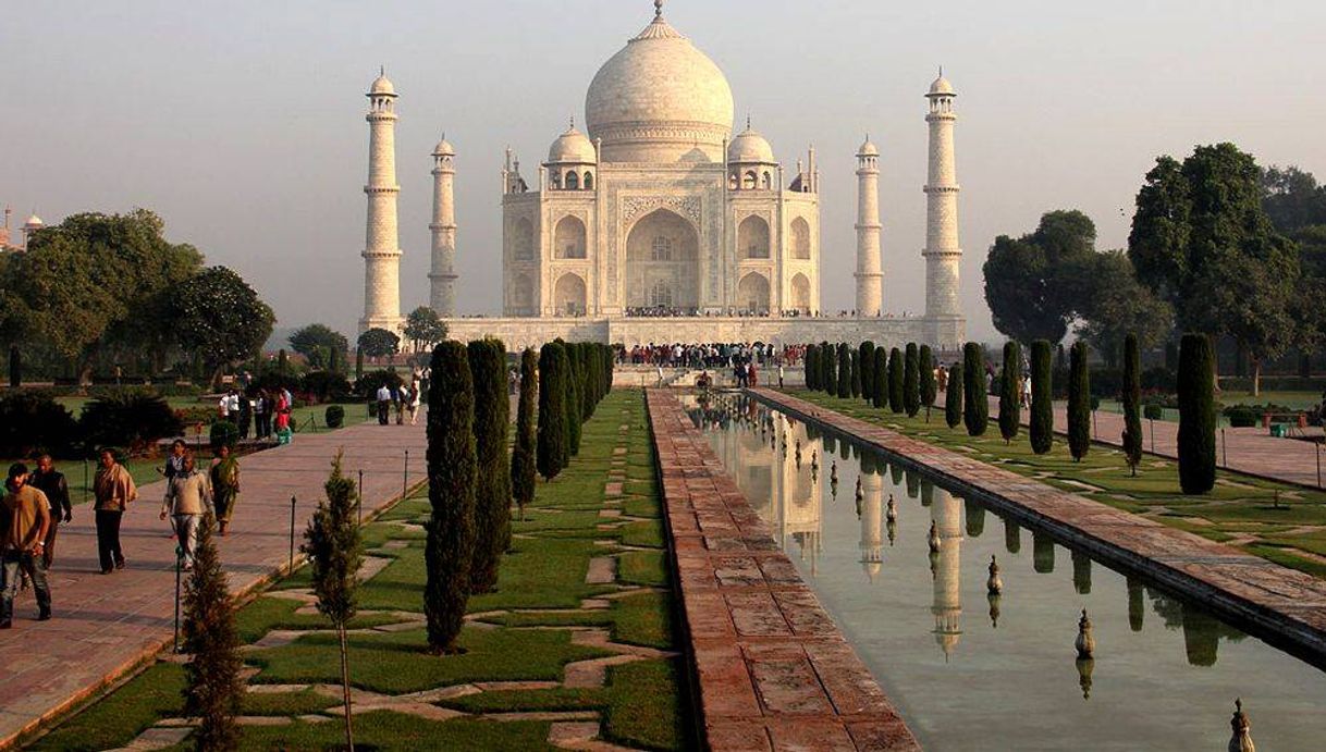 Place El Taj Mahal