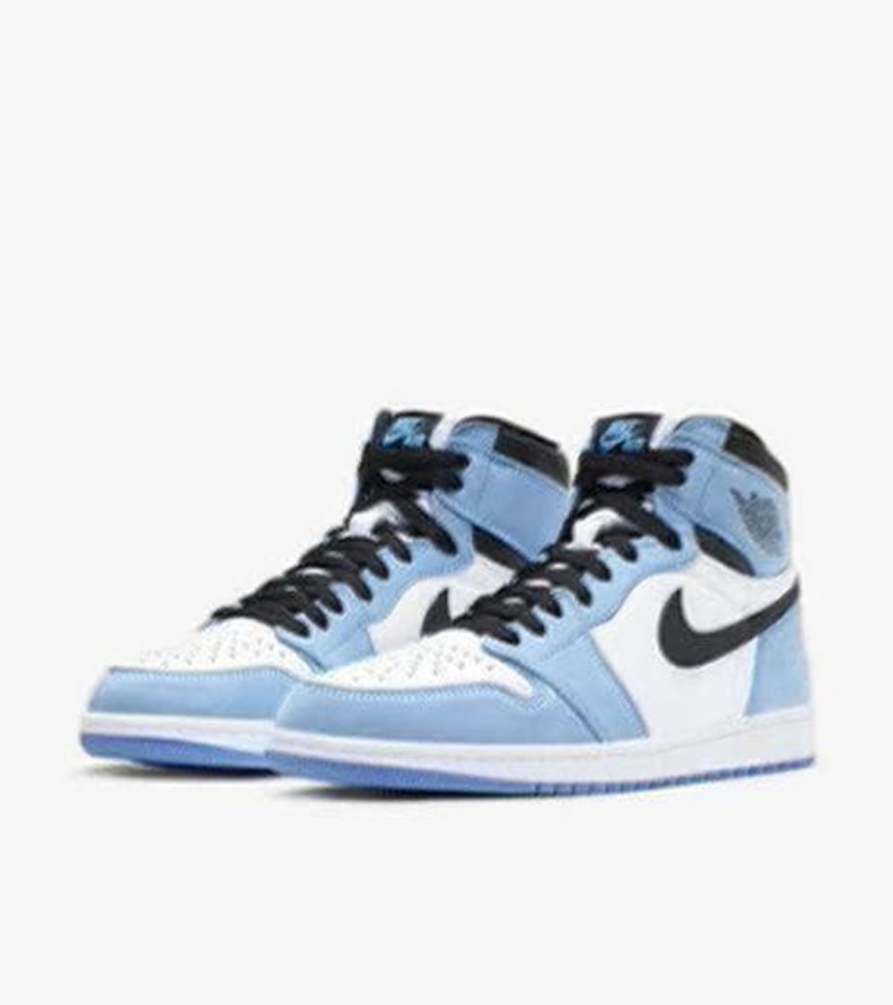 Social NIKE Air Jordan 1 Mid