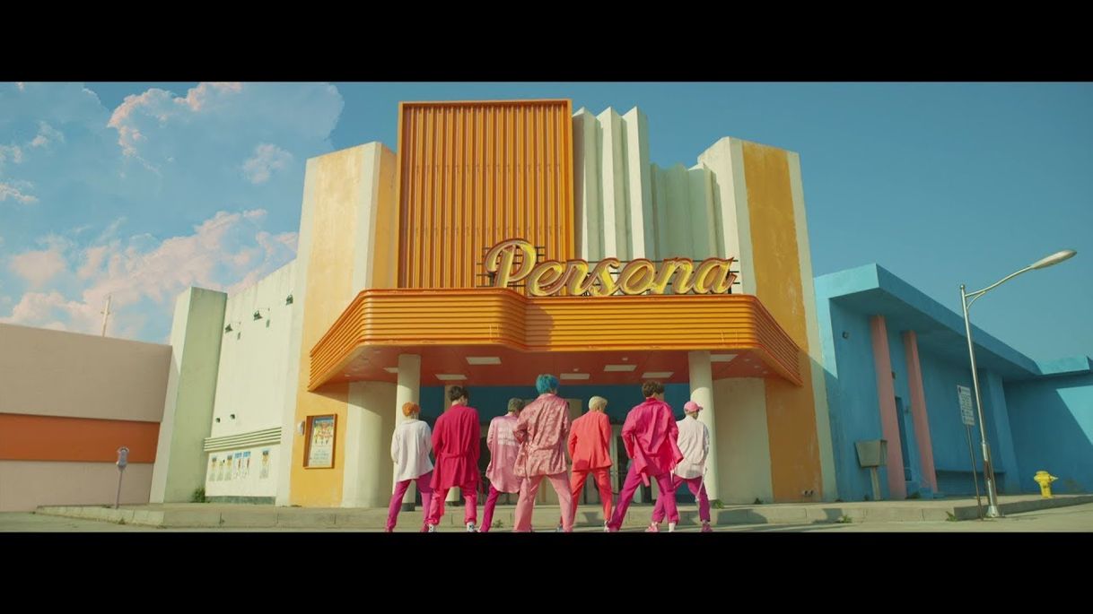 Social BTS (방탄소년단) '작은 것들을 위한 시 (Boy With Luv) (feat. Halsey ...