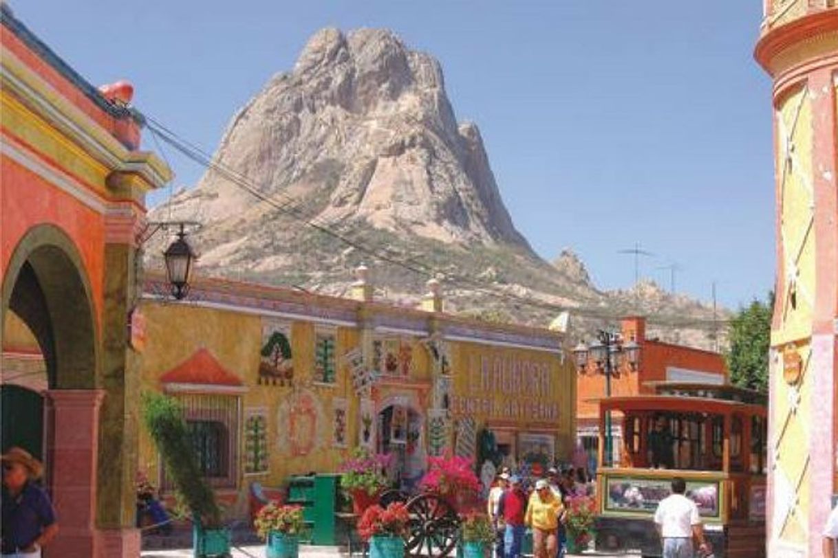 Lugar Peña de Bernal