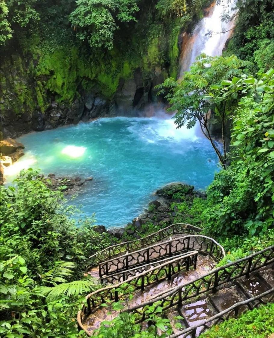 Lugar Rio Celeste Waterfall Parking