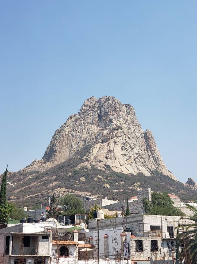 Place Peña de Bernal