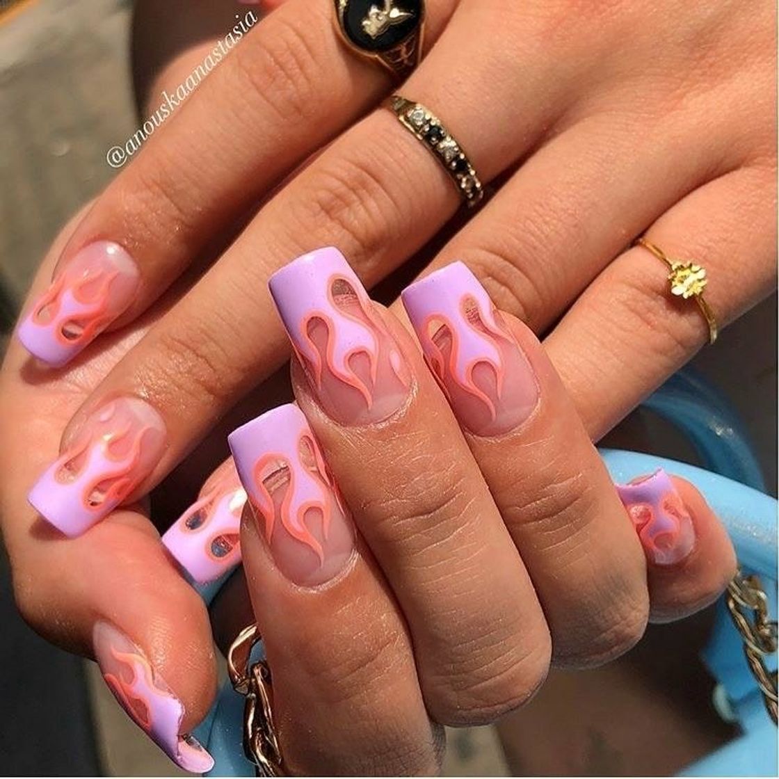 Nails pink