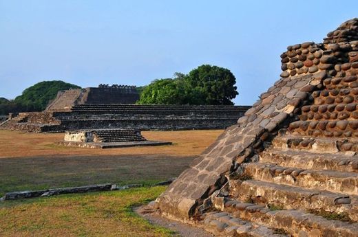 Zona Arqueológica Quiahuiztlán