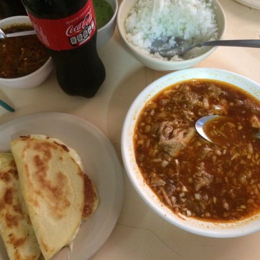 Tacos Y Birria "El Güero"