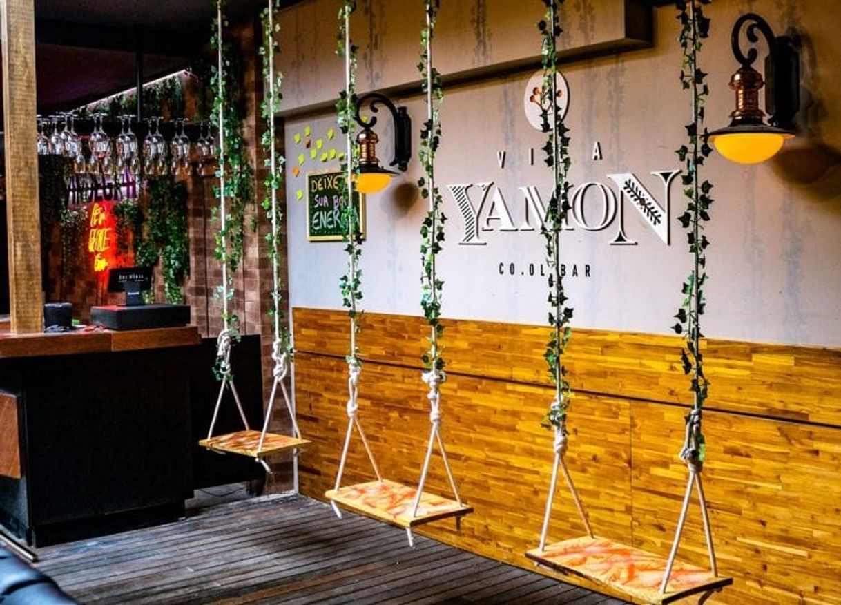 Restaurants Vila Yamon
