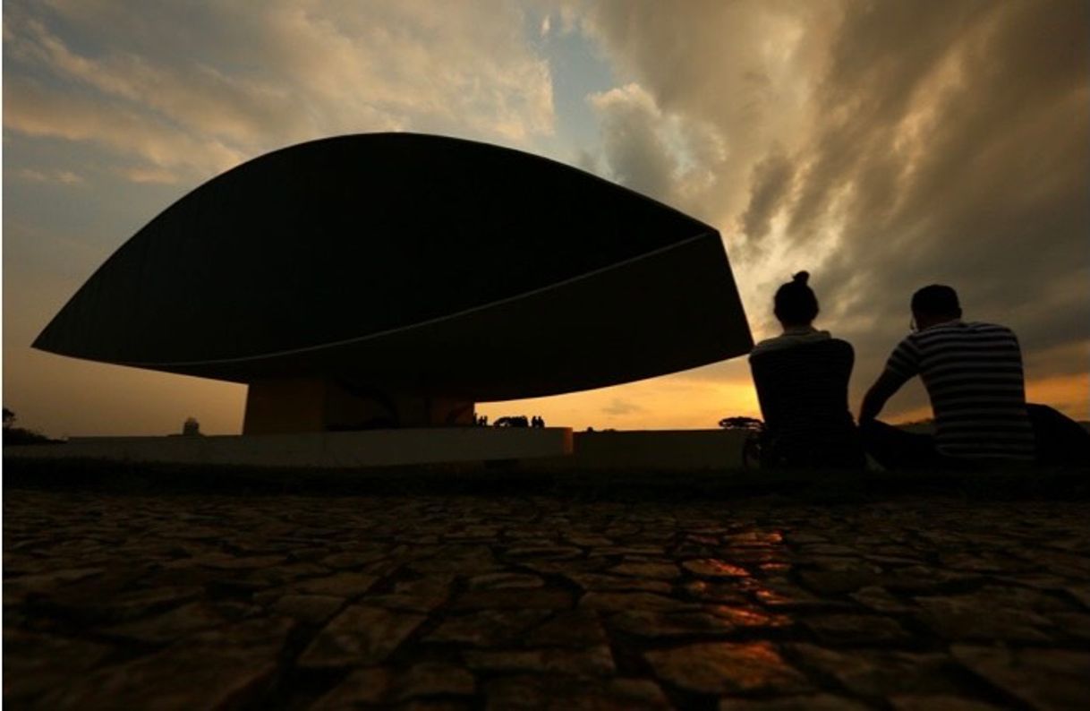 Place Museu Oscar Niemeyer