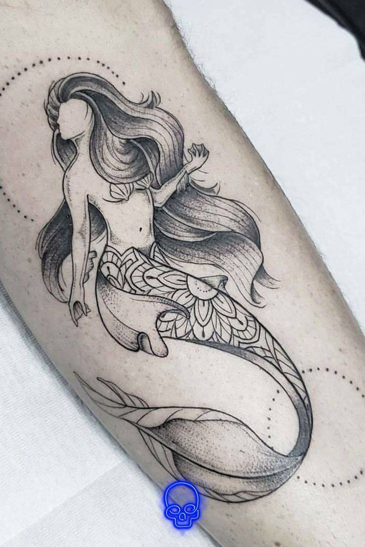 Fashion Tatuagem sereia preto e branco 