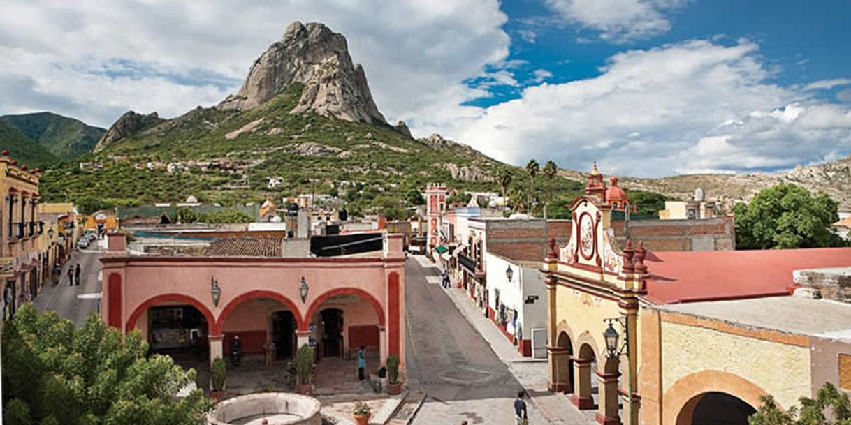 Lugar Peña de Bernal
