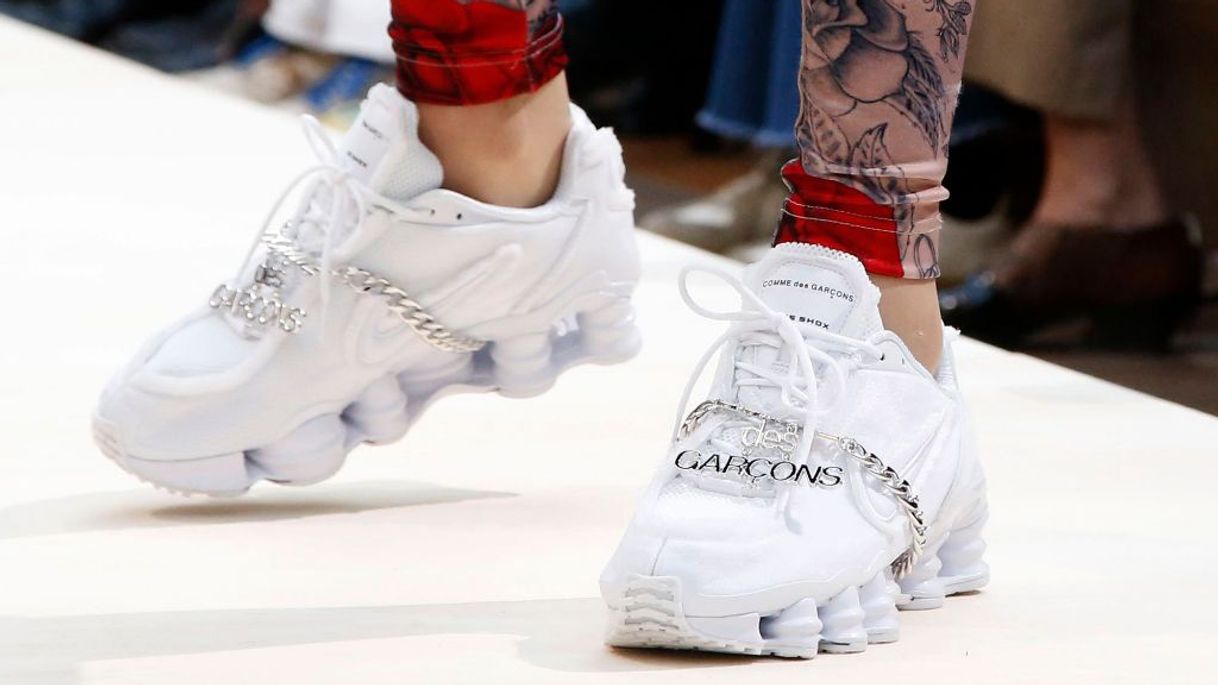 Moda Comme des Garçons x Wmns Shox TL 'White'

