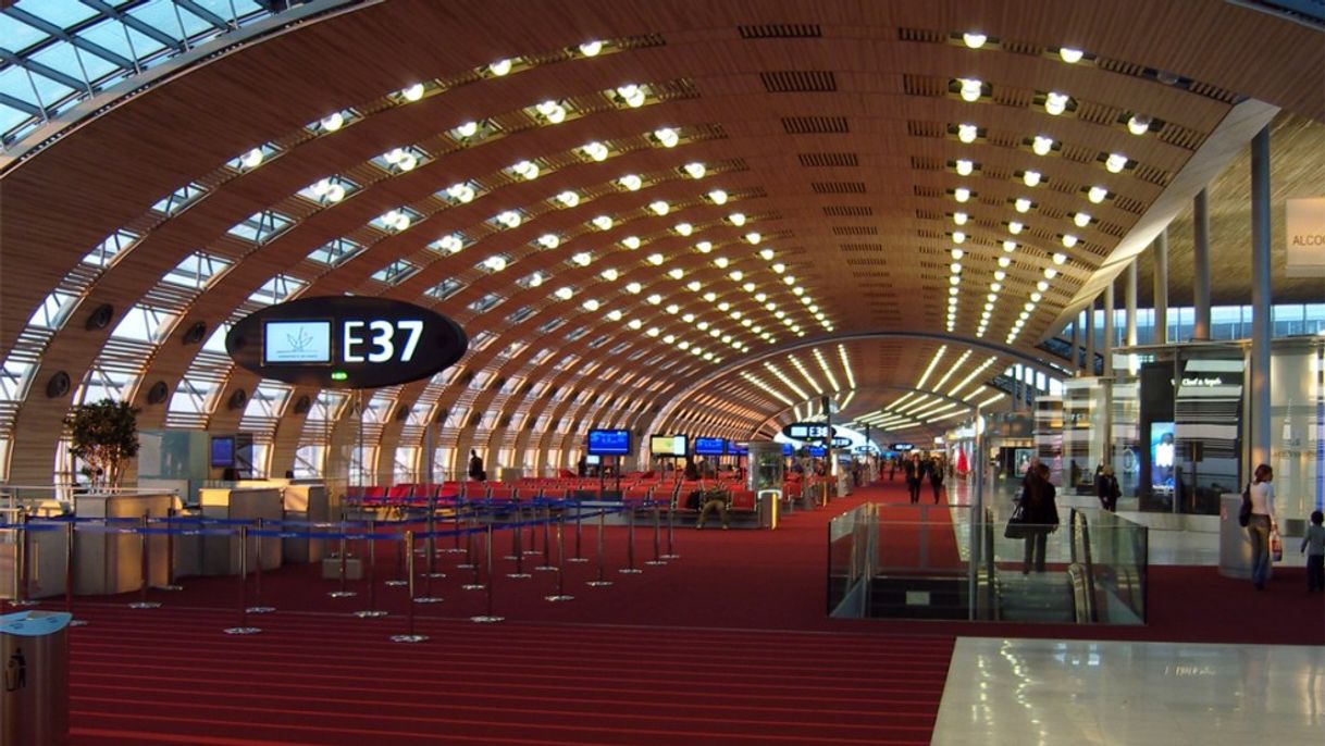 Lugar Aeropuerto de París-Charles de Gaulle (CDG)