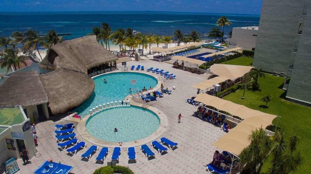 Lugar Aquamarina Beach Hotel Cancun