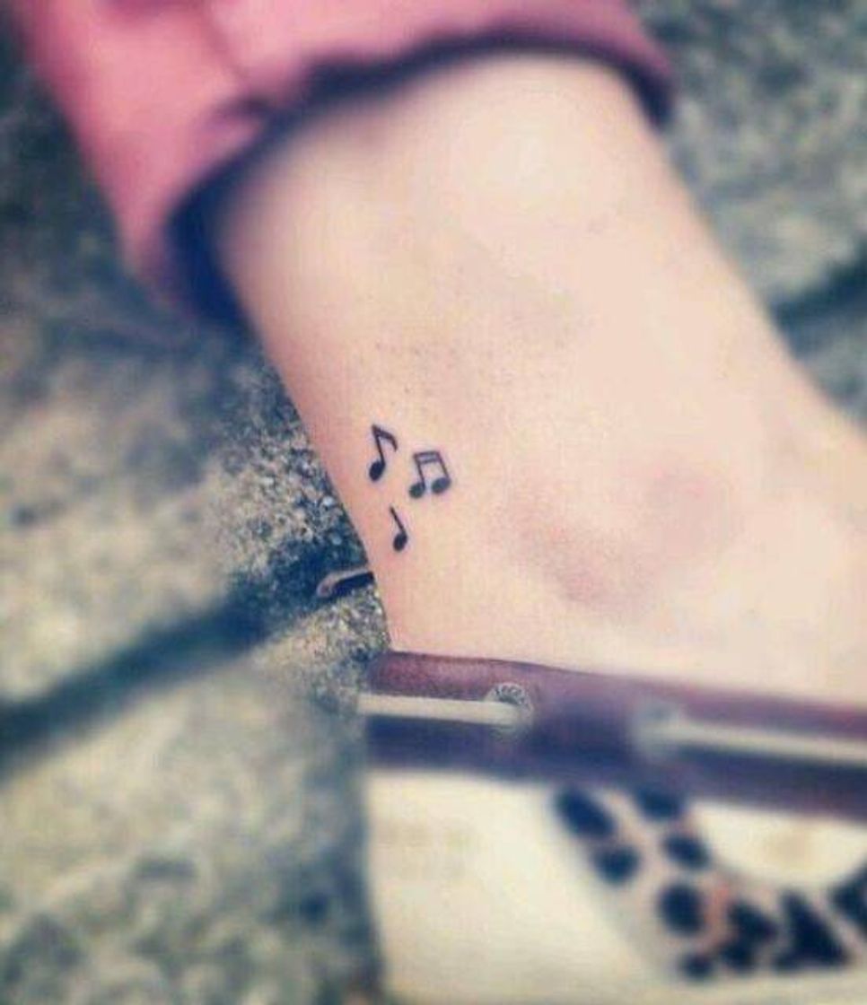 Fashion Tatuaje de notas musicales 