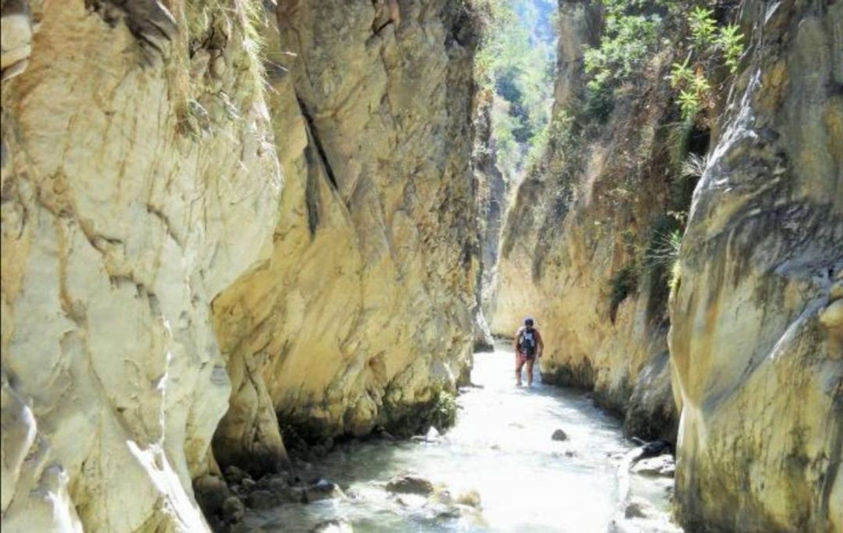 Places Los Cahorros del Rio Chillar