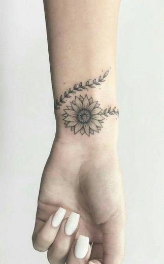 Tattoo girassois