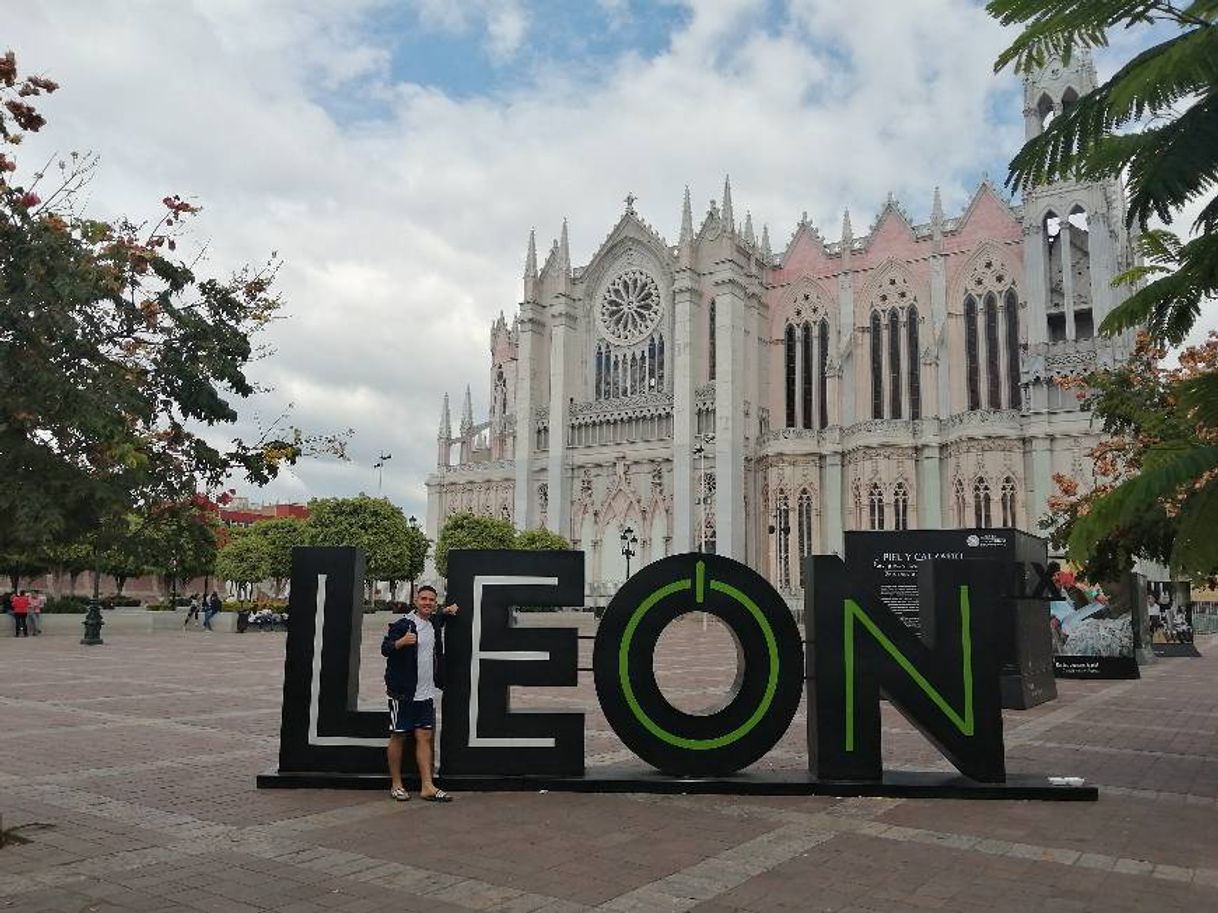 Lugar León