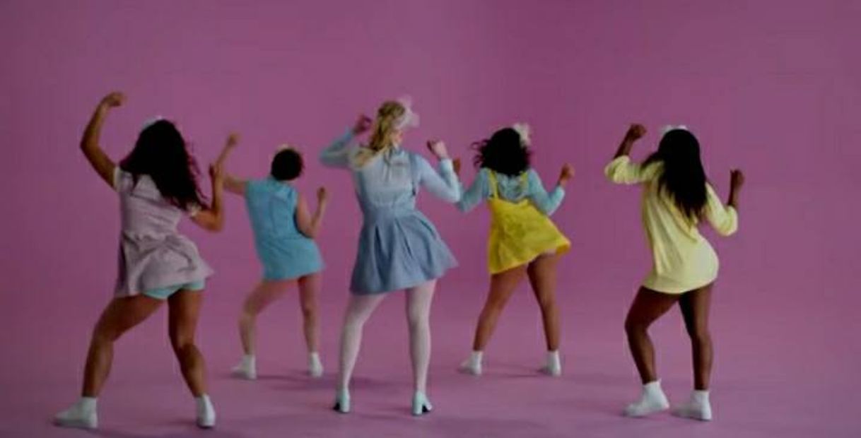 Social Meghan Trainor - All About That Bass