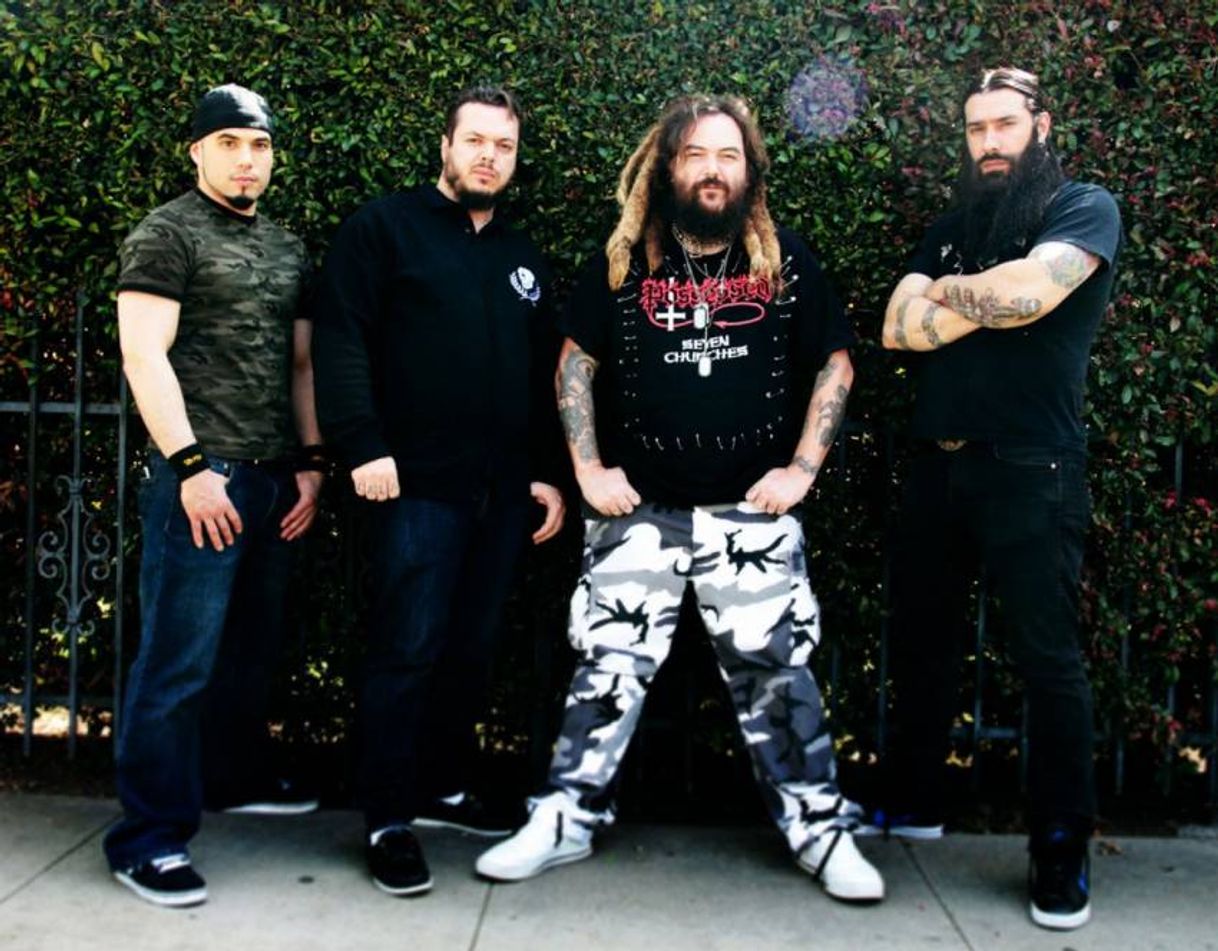 Fashion Cavalera Conspiracy