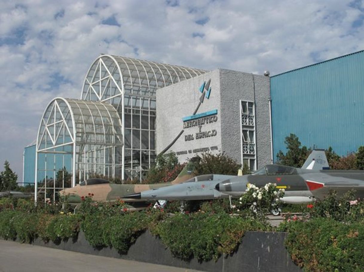 Place Museo Aeronáutico