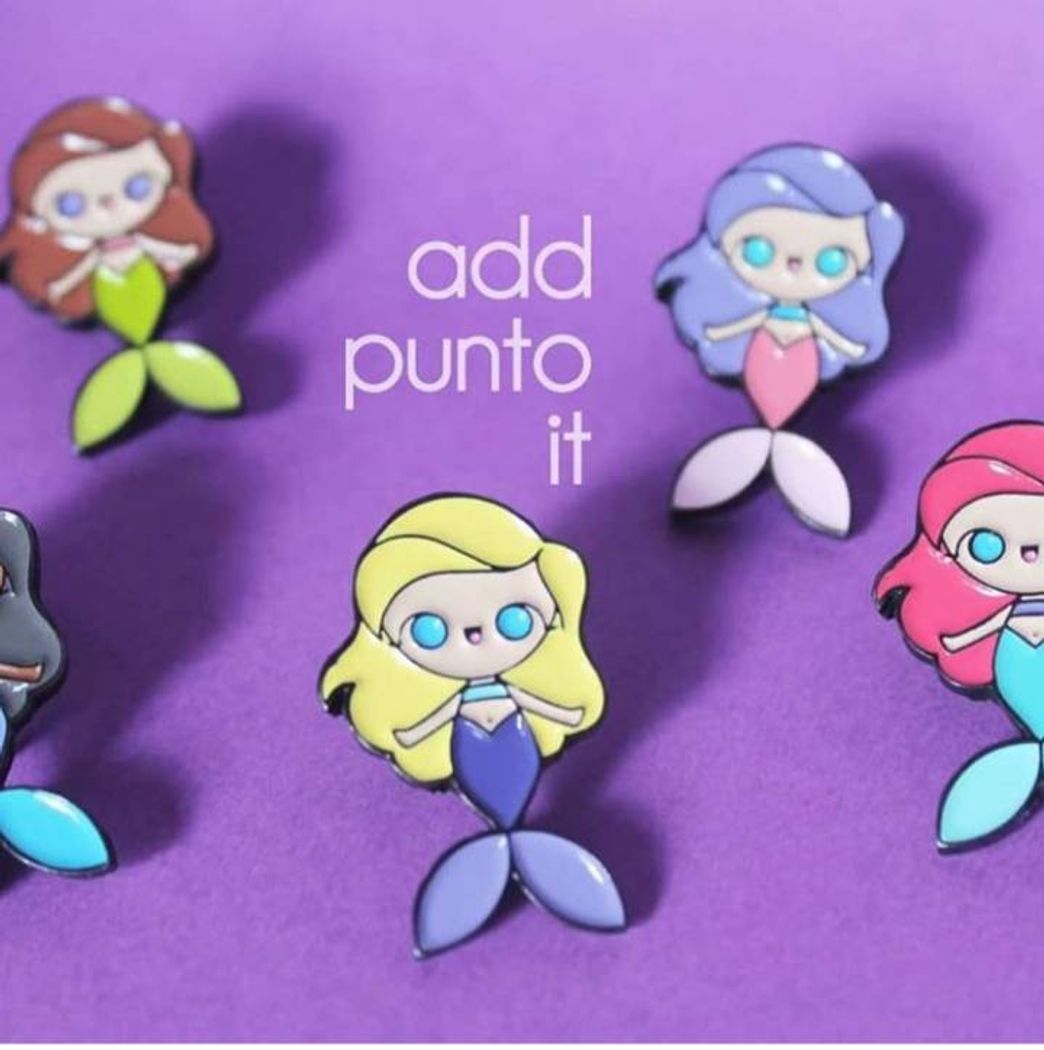 Social Pin metálico 🧜‍♀️