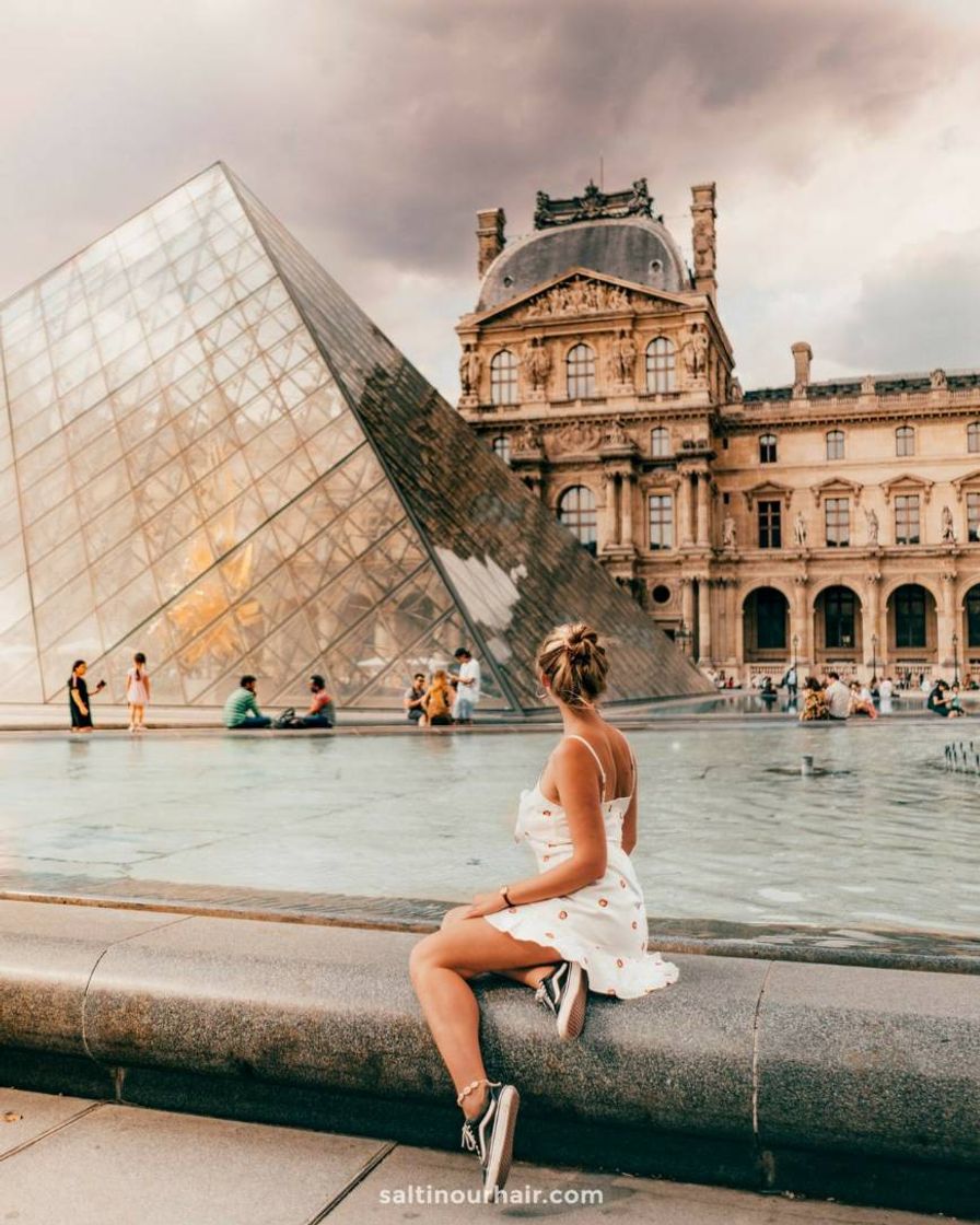 Moda Museu do Louvre✨